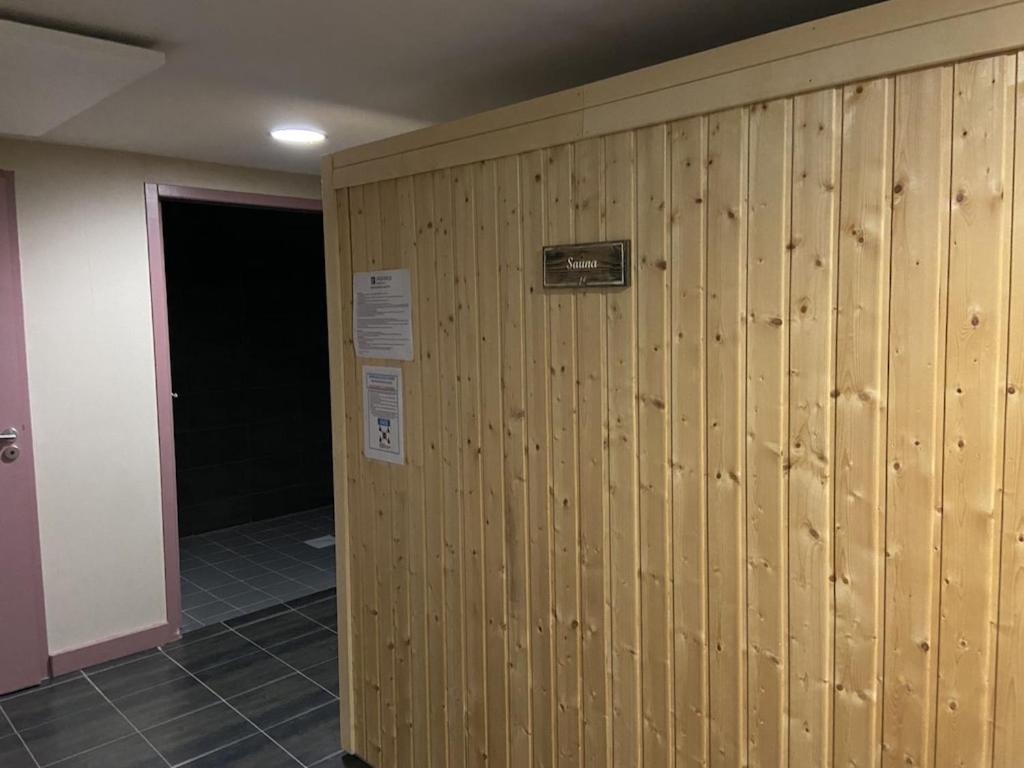 サン・ラリー・スランDuplex 10 Personnesアパートメント エクステリア 写真